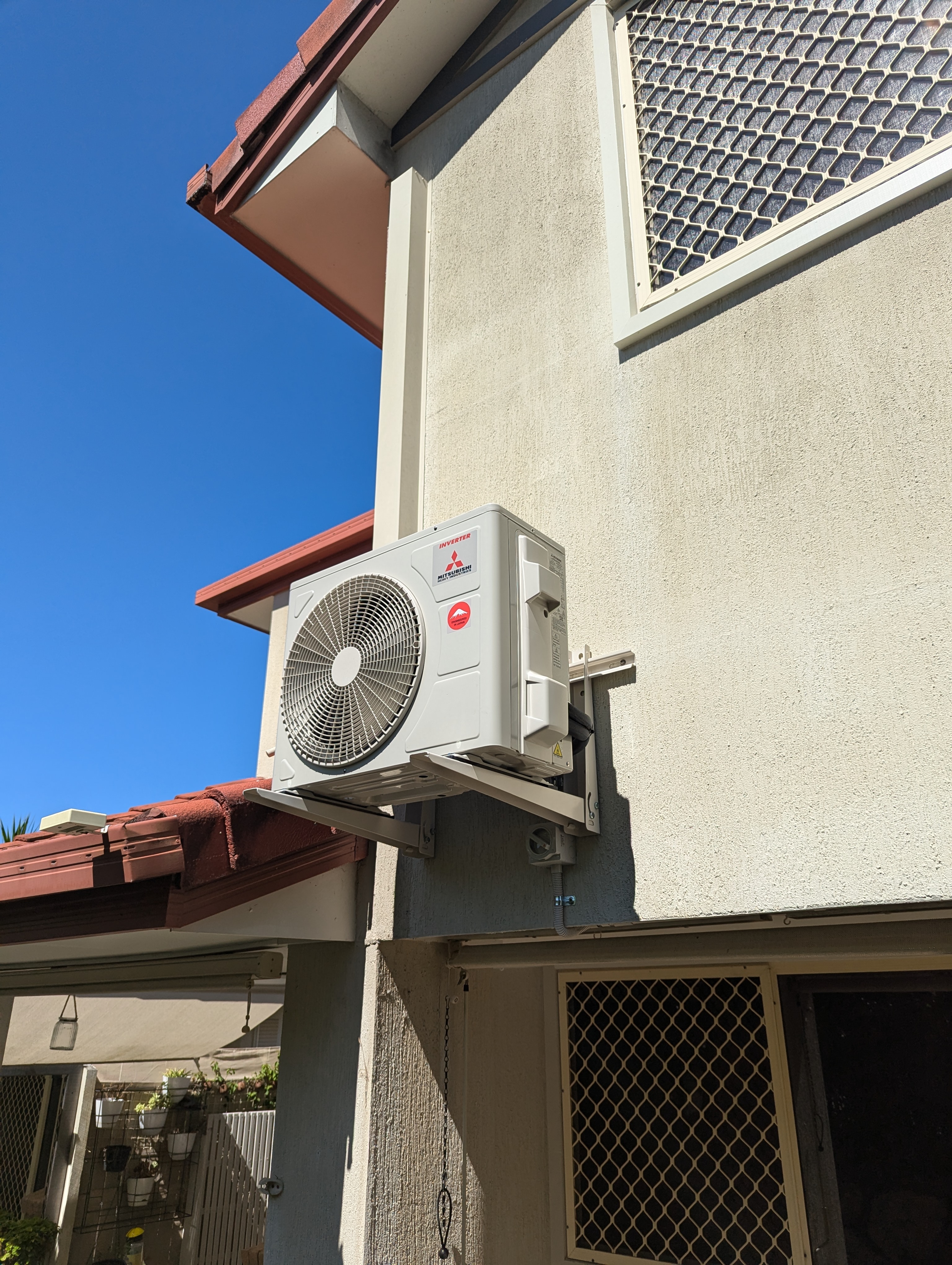 Aircon installation at Springfield Lakes