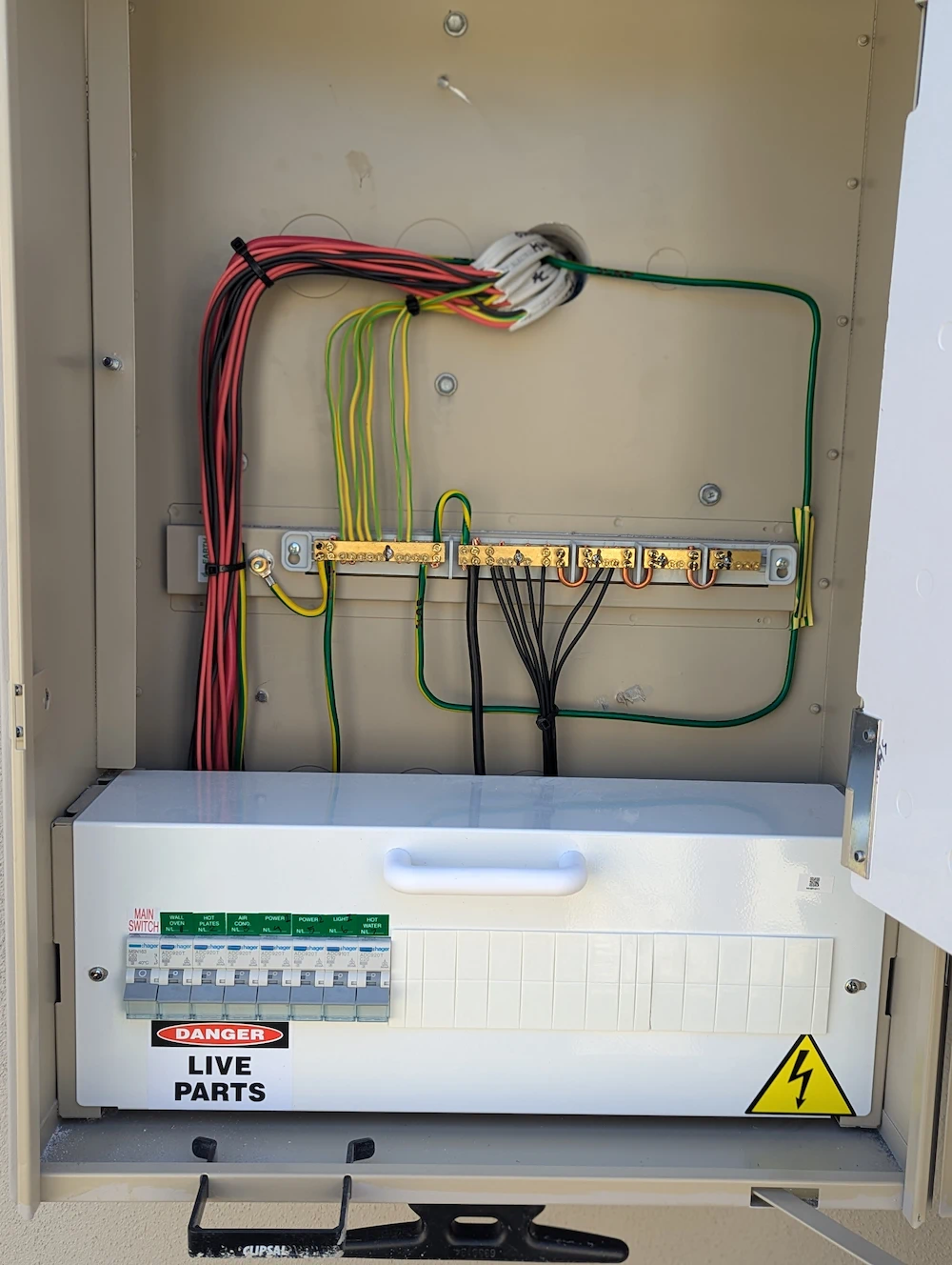 Switchboard upgrade in East Brisbane by electrician