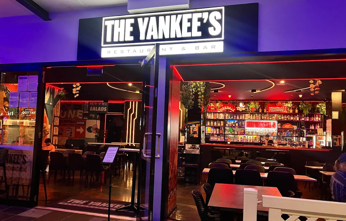 Restaurant at Surfers Paradise, Gold Coast